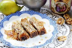 KRALJICA UKUSA Probajte rolovanu baklavu sa suvim šljivama