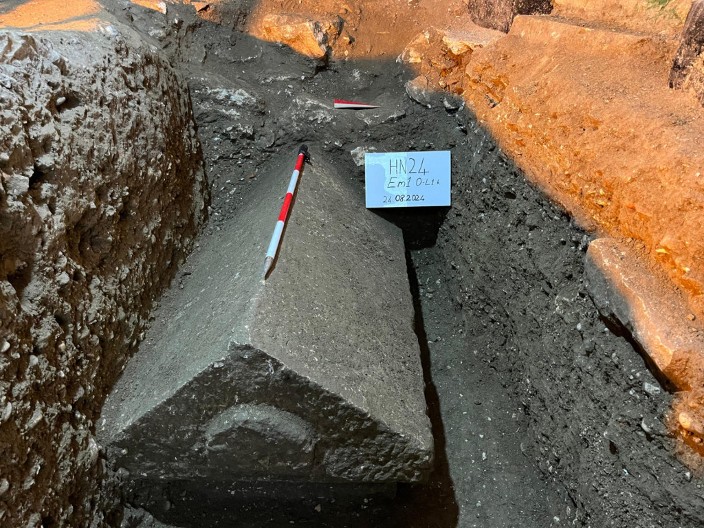 DA LI JE OVO GROB SVETOG NIKOLE? Neverovatno istorijsko otkriće u Antaliji, sarkofag u crkvi posvećenoj velikom svetitelju (FOTO)