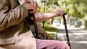 Evo ko u Srbiji ima najveću penziju: Detaljan spisak i računica, više od 100.000 dinara prima veći broj najstarijih