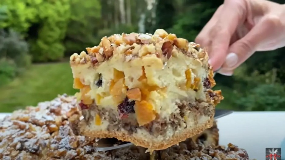 Ovo je kolač koji će vas vratiti u detinjstvo: Starinski slatkiš kom nećete odoleti, priprema je veoma jednostavna