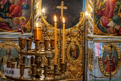 Danas je Sveti Nikola: Ko je bio svetac zbog kog pola Srbije slavi slavu, a pola ide u goste?