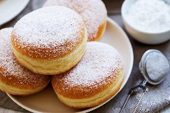 Ovako se prave čuvene ruske krofne! Tajna je u preciznoj MERI brašna, ovo nigde nema na internetu