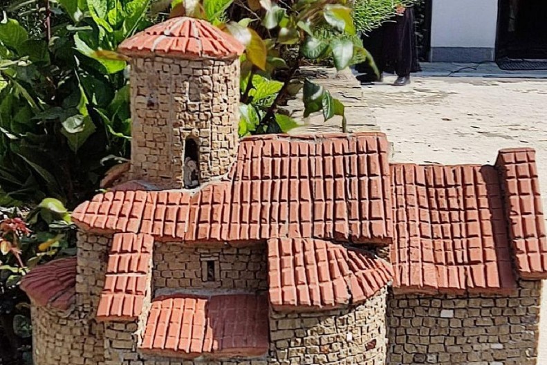 SRPSKI GRAD SA NAJVIŠE CRKAVA: Znate li o kom mestu je reč?