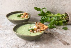 Posna krem-čorba od spanaća, bez mleka i zaprške a ukus kao iz snova