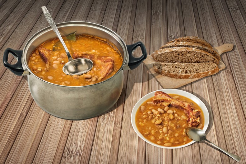 4 starinska jela na kašiku: Svaka domaćica treba da zna da ih spremi, napravte ih i imaćete ručak za celu nedelju