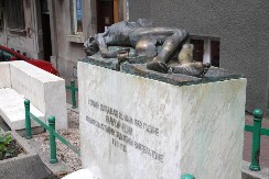 SVI ZNAJU ZA OVAJ SPOMENIK U BEOGRADU, ALI MALO KO ZNA ŠTA SE KRIJE IZA NJEGA: Neverovatna priča o Čukur česmi