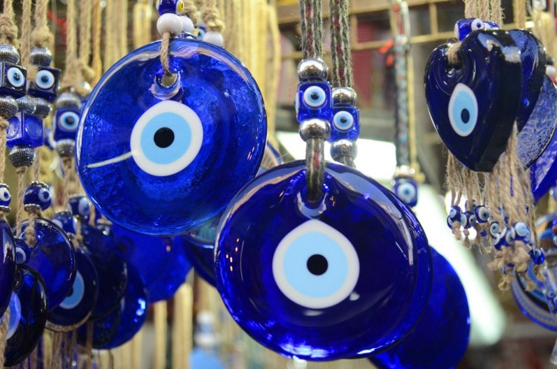 Ovo mnogi od nas drže u kući kao suvenir: Kad čujete od sveštenika njegovo pravo značenje odmah ćete ga baciti u đubre