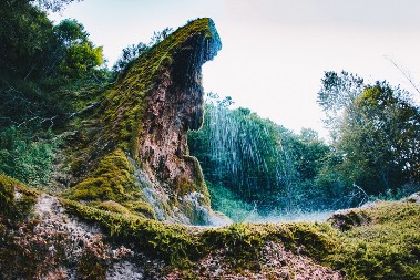 Vodopad Prskalo – skriveni dragulj Kučajskih planina koji izgleda kao iz bajke