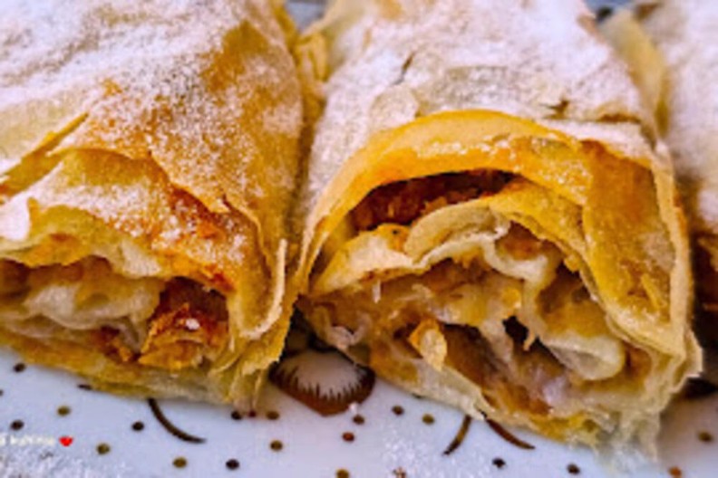 Najbolji recept koji se pravi najviše zimi: Kada je hladno stomak najbolje ugreje pita sa jabukama i orasima