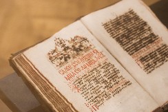 Kako su srpske knjige preživljavale ratove: Tajna čuvara Miroslavljevog jevanđelja