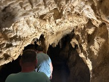 LEGENDA O POTPEĆKOJ PEĆINI: Svako ko kroči u ovo prirodno remek-delo u dolini reke Đetinje PRODUŽIĆE SEBI ŽIVOT!