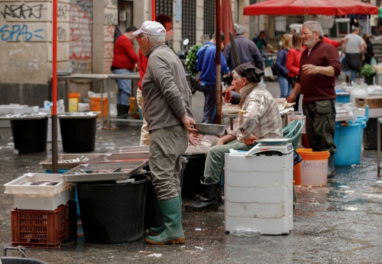 SANJALI STE RIBU? Jedan detalj nagoveštava nevolje