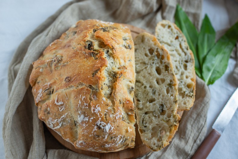 Miris proleća i hleba: Tajna starinskog recepta za pogaču sa koprivom