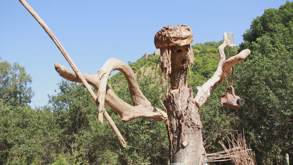 Maglič: Srednjovekovni grad iznad magle i vremena