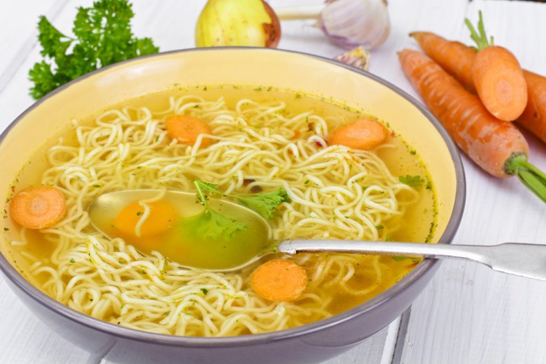 TAJNI RECEPT NAŠIH BAKA: Pogledajte šta su uvek stavljale u supu