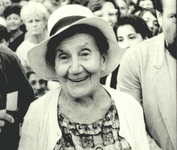 PRVI PUT SE POLJUBILA S 35: Za nju je sreća lepa samo dok se čeka, volela je jednog Sergeja, sahranili su ih zajedno