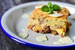 Ova musaka je stvorena za letnje dane! Otimaće vam se za recept, i sama priprema je fantazija