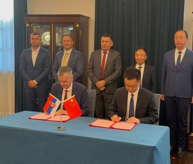 Ovo ni Tarabići nisu mogli da predvide: Ere se pobratimile sa Kinezima, ovekovečeno prijateljstvo između dva naroda