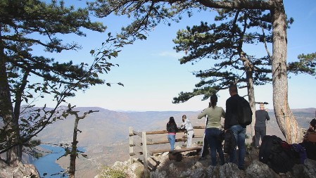 Ovo je jedna od najlepših turističkih atrakcija u Evropi, a naša je: Sada se konačno radi rekonstrukcija puta - lakše će se stizati do Banjske stene na Tari