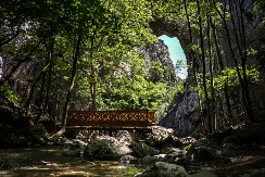 Vratnjanske kapije – srpski Kolorado: Čudesni kameni mostovi u istočnoj Srbiji za koje mnogi ne znaju