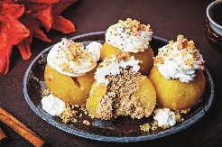 Slatka tajna jeseni: Tufahije sa orasima i kapljicom rakije