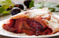 Najsočnija starinska pita sa šljivama pravi se očas posla: Dezert bez jaja i mleka spaja tradiciju i božanstven ukus