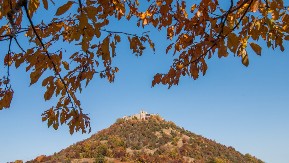 Zidine koje pamte kneginju Milicu i despota Stefana - Tvrđava građena uz pomoć koza