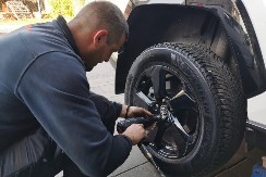 Evo da li smete stavljati gume različitih proizvođača: Zakon nalaže ovu stvar, ali postoji caka koja će vam značiti