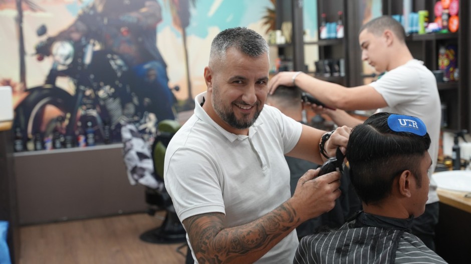 Od državnog službenika do najpoznatijeg užičkog berberina: Nemanja napustio siguran posao i postao mladi preduzetnik