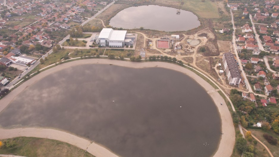 Veliki bazen sa tribinama i mali za decu sa vodenim atrakcijama: Luksuzni kompleks gradi se u Kladovu, srpska Đenova postaje sve atraktivnija destinacija