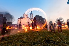 Lilanje – drevni običaj iz Homolja gde deca pale baklje da oteraju zle sile