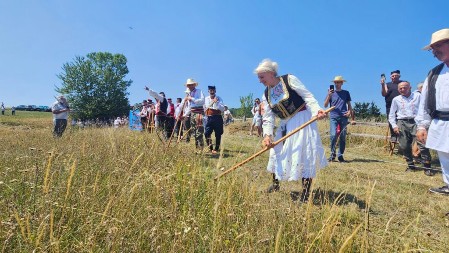 Rajac i kosidba: Planina gde tradicija i miris sena i dalje žive