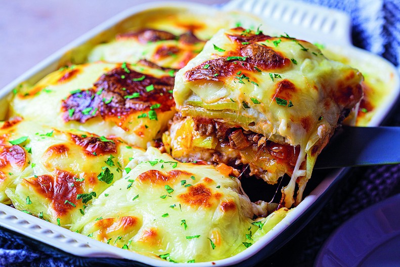 Ne znate šta da spremite za ručak? Složenac od zapečenih tikvica je brzo, jeftino, zasitno i fantastičnog ukusa