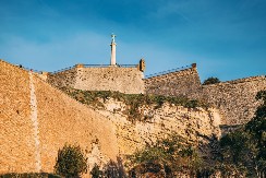 Kada su Srbi i Sibinjanin Janko odbranili Beograd: zašto i danas zvone zvona u podne