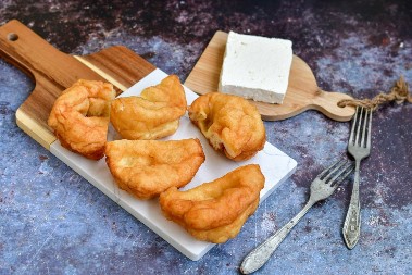 Ukoliko uštipci upijaju mnogo ulja pravite ih pogrešno: Ovo je trik zlata vredan i mora ga znati svaka domaćica