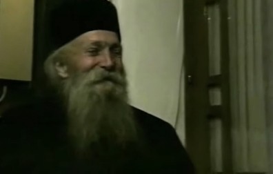 OVIM ČAJEM OTAC TADEJ IZLEČIO JE SAM SEBE: Sve BOLESTI su nestale kao od šale!