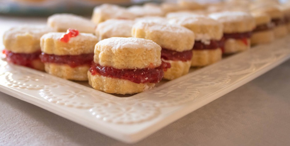 Po receptu Ljiljane Blagojević, starinske i bez masti: Vanilice na 3 načina savršene za slavu i svaki dan (RECEPTI)