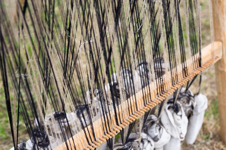 Tkački razboj – kako se nekada tkala toplina doma