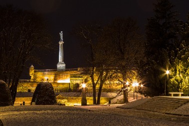 MISTERIJA BEOGRADSKIH KLUBOVA: Zašto legenda tvrdi da duh kneza Mihaila luta oko Kalemegdana i gde je zaista ubijen?
