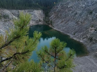 OVO NIJE ISLAND, OVO JE SRBIJA: Znate li gde se nalazi TIRKIZNO JEZERO? Njegov NASTANAK je i dalje MISTERIJA (FOTO)