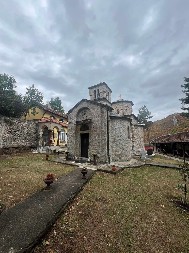 U OVOM MANASTIRU U SRBIJI NALAZI SE ČUDOTVORNA IKONA Veliki broj vernika obilazi je iz ovog razloga, a posebno žene (FOTO)