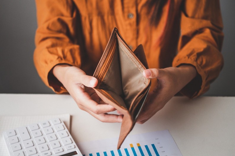 STARO VEROVANJE: Zašto se novčanik nikada ne poklanja prazan?